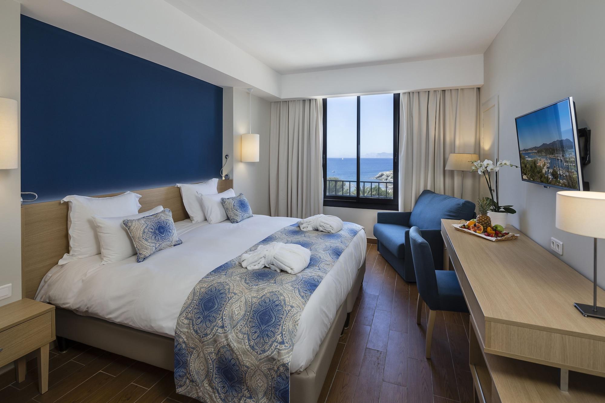 Hotel Helios & Spa - Ile Des Embiez 식스포즈레스플라지스 외부 사진