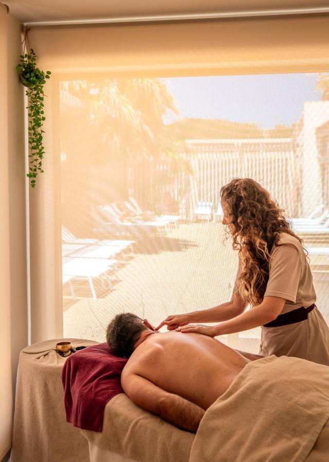 Hotel Helios & Spa - Ile Des Embiez 식스포즈레스플라지스 외부 사진